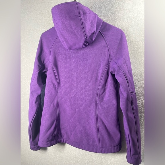 Jacket - Picture 2 of 9